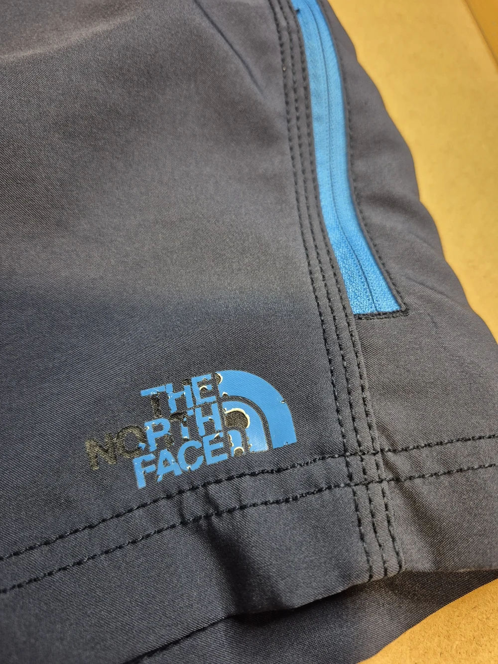 The North Face Navy Blue Athletic Shorts with Zip Pocket 4461/7